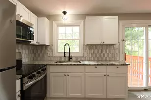 461 Farmington Ave, Waterbury, CT 06710 - Photo 4