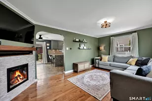 14 Baldwin St, Meriden, CT 06451 - Photo 6