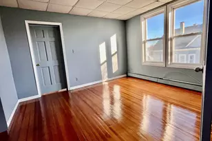 1368-1370 E Main St, Bridgeport, CT 06608 - Photo 32