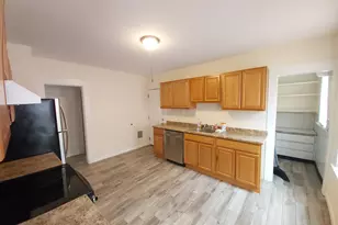 205 Hawkins St, Derby, CT 06418 - Photo 6
