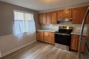 7 Padanaram Rd, Danbury, CT 06811 - Photo 2