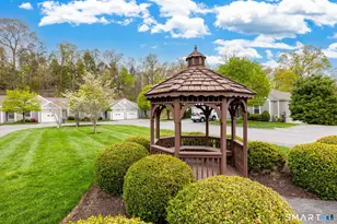 54 Elizabeth Cir, Newtown, CT 06482 - Photo 30
