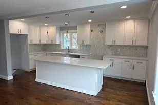 420 Greenwood St, Bridgeport, CT 06606 - Photo 2
