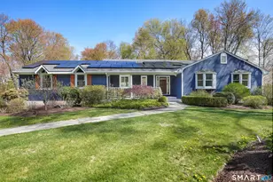5 Spoke Dr, Woodbridge, CT 06525 - Photo 2