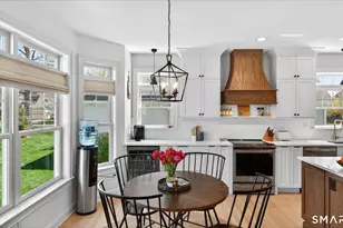 4 Spy Glass Cir, Bloomfield, CT 06002 - Photo 6