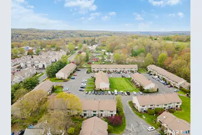 827 Oronoke Road #9-2, Waterbury, CT 06708 - Photo 32