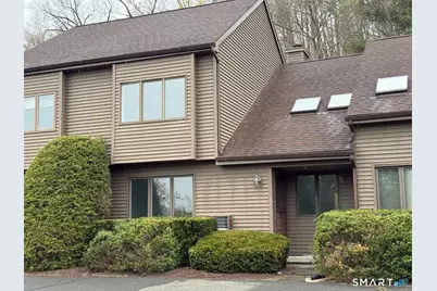 19 Twin Oaks #19, New Milford, CT 06776 - Photo 1