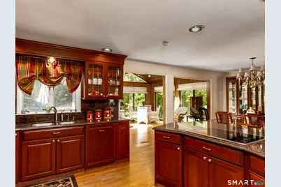 253 Braeside Drive, Hamden, CT 06514 - Photo 8