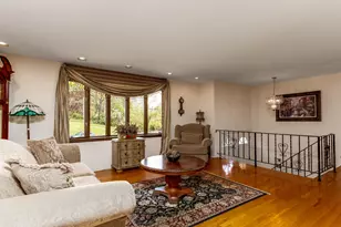 253 Braeside Dr, Hamden, CT 06514 - Photo 12