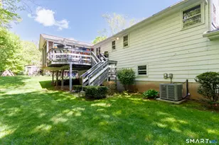 253 Braeside Dr, Hamden, CT 06514 - Photo 26