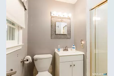 253 Braeside Drive, Hamden, CT 06514 - Photo 14