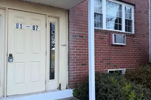 85 Sigwin Dr, Wallingford, CT 06492 - Photo 2
