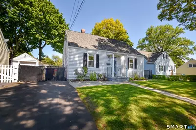 286 Ruth Street, Bridgeport, CT 06606 - Photo 2