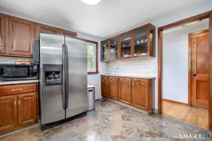 93 Haig Ave, Stamford, CT 06905 - Photo 4
