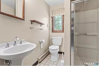 8 Cypress Way, East Lyme, CT 06357 - Photo 18