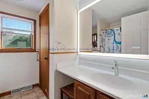 5 Sunset Dr, Old Lyme, CT 06371 - Photo 24