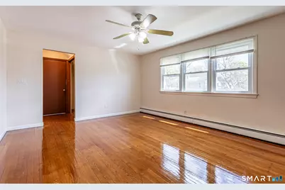 117 Elizabeth Ann Drive, New Haven, CT 06512 - Photo 10