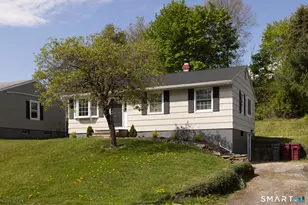 20 Longwood Dr, Naugatuck, CT 06770 - Photo 1