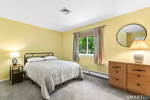 127 Huntingtown Rd, Newtown, CT 06470 - Photo 20