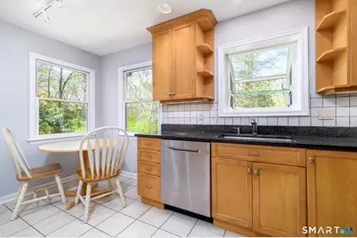 290 Red Fox Road, Stamford, CT 06903 - Photo 12