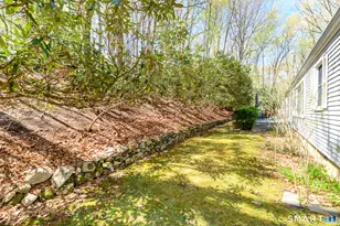 290 Red Fox Rd, Stamford, CT 06903 - Photo 26
