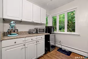 7 Lyle Ct, Farmington, CT 06032 - Photo 10