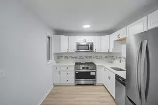204 New Haven Ave, Derby, CT 06418 - Photo 6