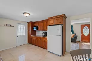 97 Benton Ln, Glastonbury, CT 06033 - Photo 16