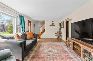97 Benton Ln, Glastonbury, CT 06033 - Photo 10