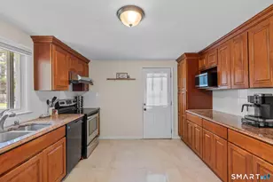 97 Benton Ln, Glastonbury, CT 06033 - Photo 12