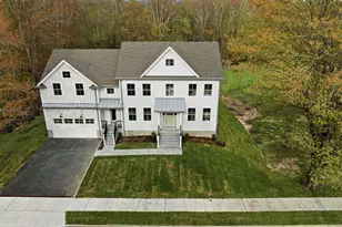 260 Pansy Rd, Fairfield, CT 06824 - Photo 4