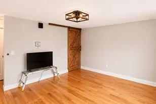 53 Prospect St, Torrington, CT 06790 - Photo 6