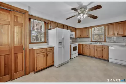 68 Village Street, North Haven, CT 06473 - Photo 6