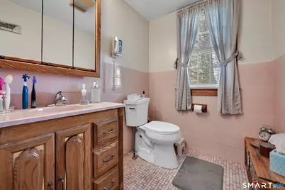 68 Village Street, North Haven, CT 06473 - Photo 24