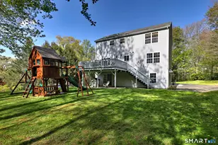 23 Cottage St, Monroe, CT 06468 - Photo 2