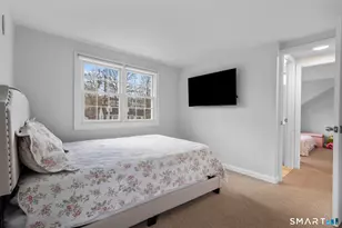 11 Barmore Dr W, Stamford, CT 06905 - Photo 14
