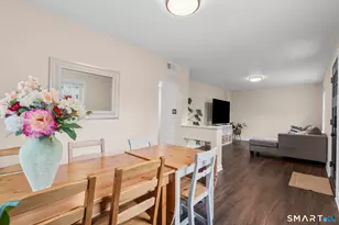 11 Barmore Dr W, Stamford, CT 06905 - Photo 4