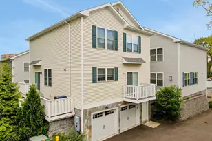 35 Terrace Pl, Stamford, CT 06902 - Photo 32