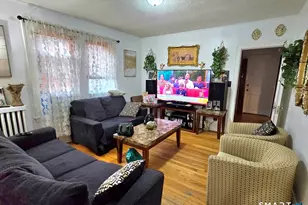 210 Hillside Ave, Hartford, CT 06106 - Photo 12