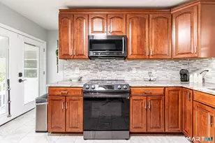 60 Dalewood Rd, Newington, CT 06111 - Photo 10