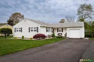 60 Dalewood Rd, Newington, CT 06111 - Photo 2