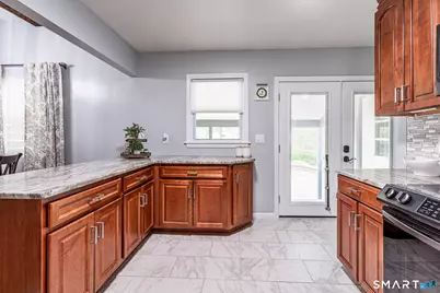 60 Dalewood Road, Newington, CT 06111 - Photo 12