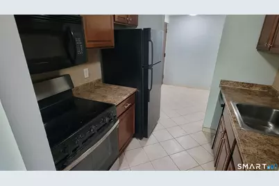 126 Triangle Street #A5, Danbury, CT 06810 - Photo 10