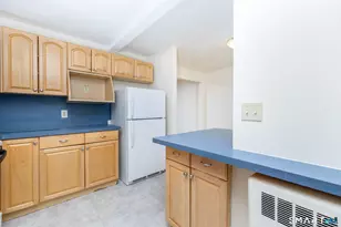47 Arnold Way, West Hartford, CT 06119 - Photo 10