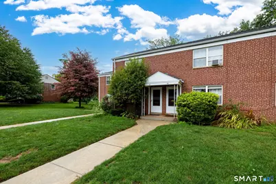 47 Arnold Way #47, West Hartford, CT 06119 - Photo 24