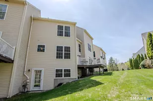 80 Perry St, Putnam, CT 06260 - Photo 30
