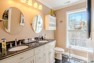 80 Perry St, Putnam, CT 06260 - Photo 28
