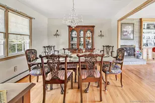 484 New England Ln, Orange, CT 06477 - Photo 10