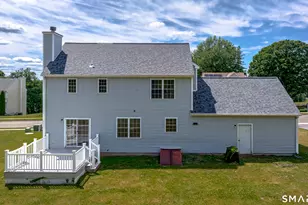 20 Walt Dr, Meriden, CT 06450 - Photo 4