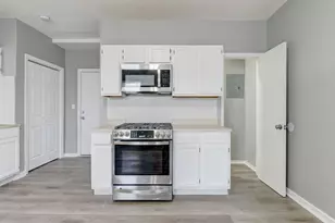 100 Broad St, New Britain, CT 06053 - Photo 8